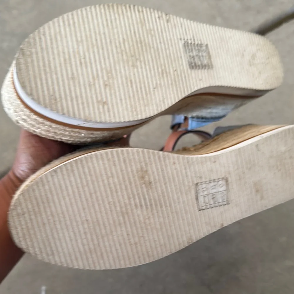 See By Chloe Gray and Tan Espadrille Sandals PreOwned - Picture 3 of 6